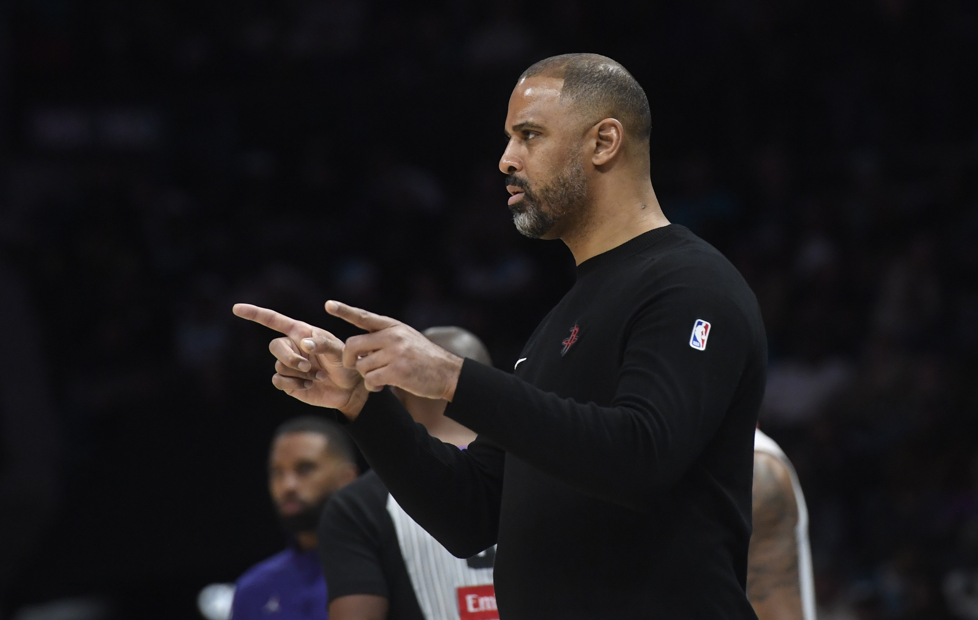 烏度卡:安排首發(fā)還要考慮對(duì)替補(bǔ)陣容的影響 得給二陣容留點(diǎn)火花