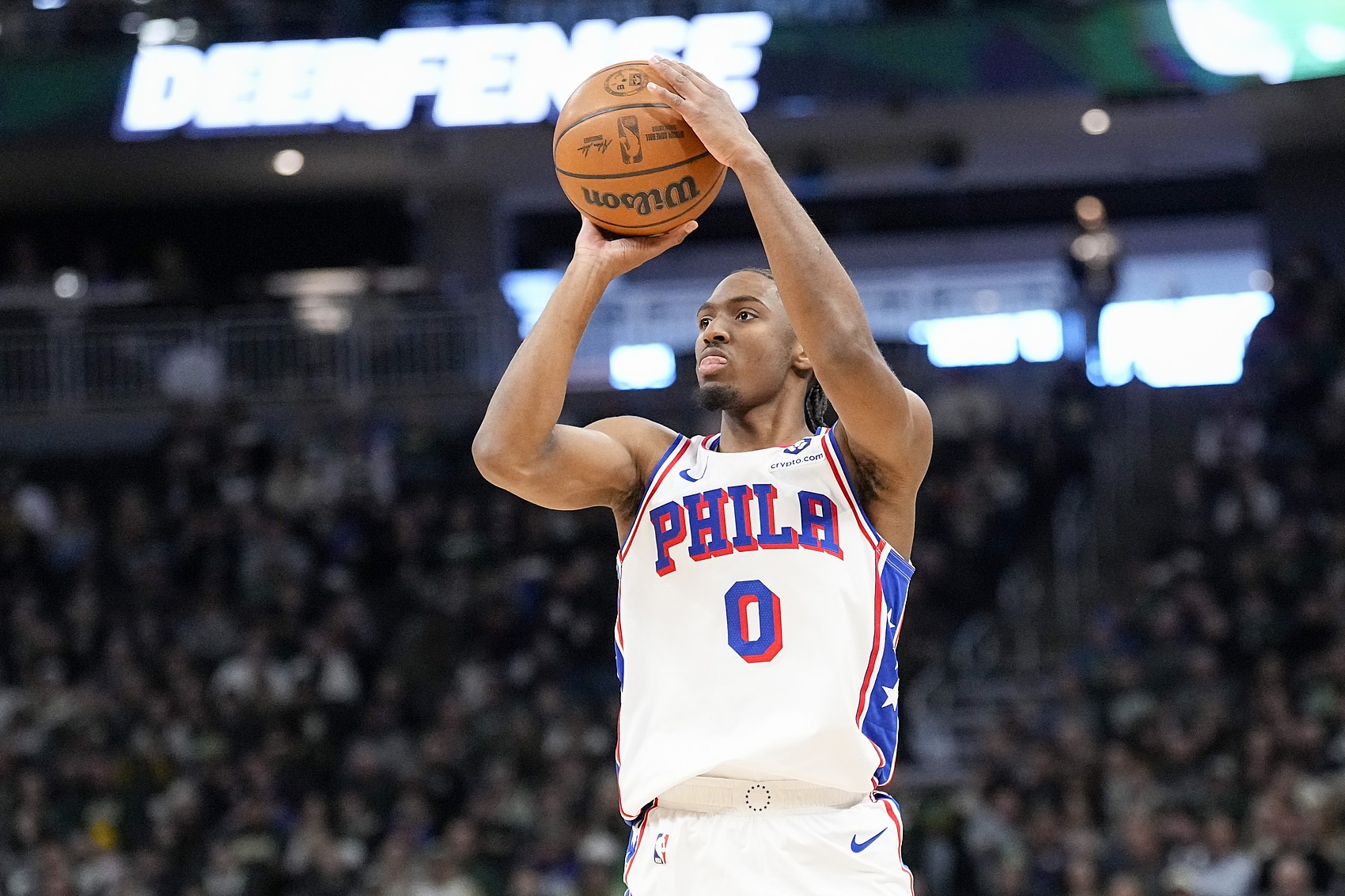 哐哐打鐵！馬克西過去兩場投籃合計(jì)46中14 其中三分12中0